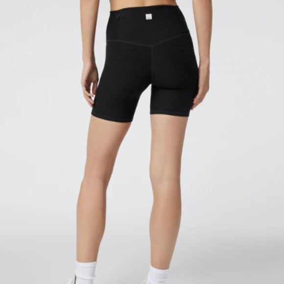Vuori biker shorts - Picture 3 of 6